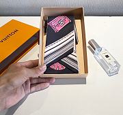 Louis Vuitton Scarf 13 - 6