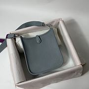 Hermes Mini Evelyne In Leather Baby Blue 17cm - 5