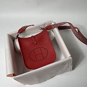 Hermes Mini Evelyne In Leather Red 17cm - 4