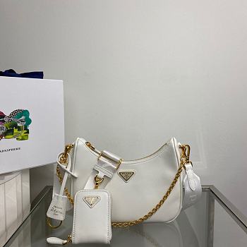 Prada Re-Edition 2005 Saffiano Leather Bag White 1BH204 18x22x6cm