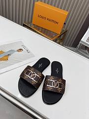 Louis Vuitton  Lock It Flat Mule Gold-tone 1A64MO - 1