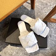 Bottega Veneta Lido Flat Sandals White 608853 - 1