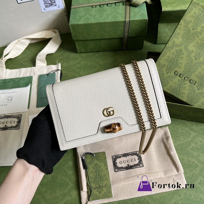 Gucci Mini Diana Bag With Bamboo White 696817 19x11x5cm - 1
