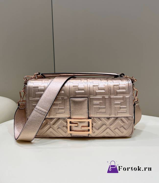 Fendi Large Baguette Leather Bag Shiny Rose Pink 8BR771 32cm - 1