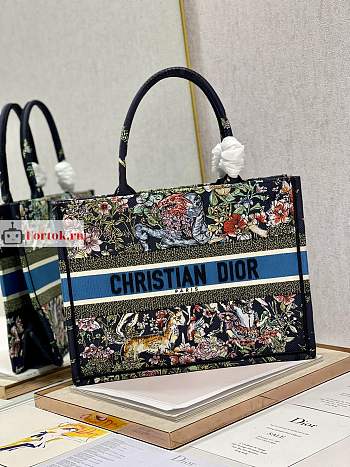 Dior Small Book Tote D-Constellation Embroidery Black M1296 36×18×28cm