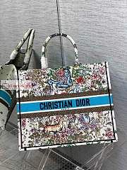 Dior Large Book Tote D-Constellation Embroidery Latte M1286 42×18×35cm - 1