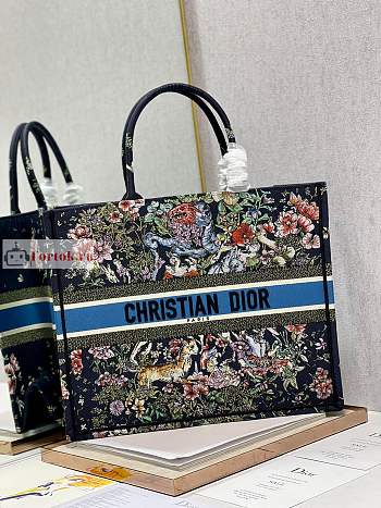 Dior Large Book Tote D-Constellation Embroidery Black M1286 42×18×35cm