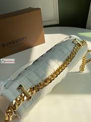 Burberry Small Lola Bag In Quilted Leather White 23x13x6cm - 4