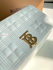 Burberry Small Lola Bag In Quilted Leather White 23x13x6cm - 2