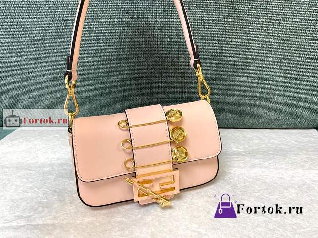 Fendi Mini Brooch Baguette Fendace In Leather Pink 8BS066A 20x13x5cm - 1
