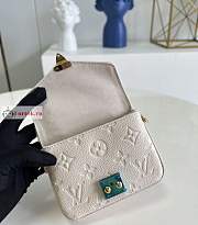 Louis Vuitton Micro Metis Bag Beige M81390 14x11x3.5cm - 4