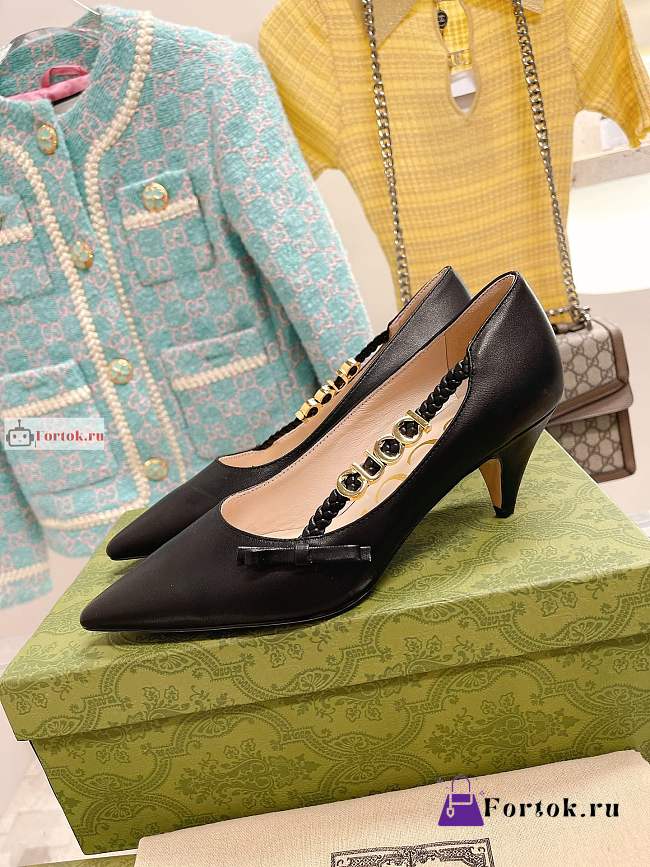 Gucci Pump With Logo Black 674773  - 1