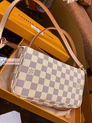 Louis Vuitton Pochette Accessoires Bag Damier Canvas N41207 23.5x13.5x4cm - 4