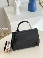 Louis Vuitton Cluny BB Epi Leather Black M59134 28 x 20 x 10 cm - 5