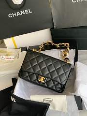 Chnael Large Flap Bag In Leather Black AS3215 18x27x8cm - 2