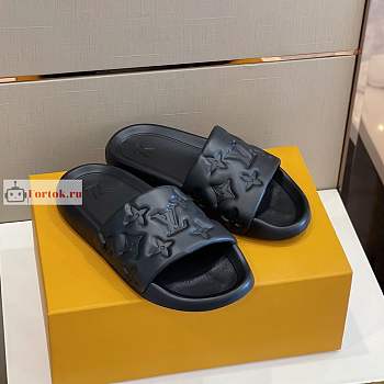 Louis Vuitton Waterfront Mule Black 1A9FKM