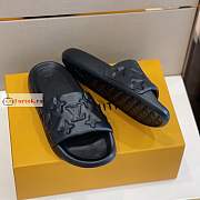 Louis Vuitton Waterfront Mule Black 1A9FKM - 6