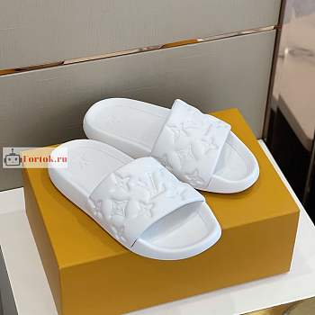 Louis Vuitton Waterfront Mule White 1A9FK5