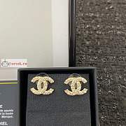 Chanel CC Logo With Pearl In Gold-tone Earrings - 3