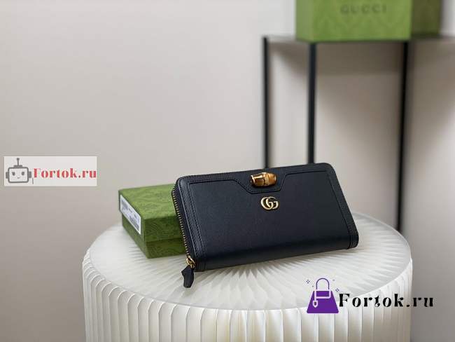 Gucci Diana Continental Wallet Leather Black 658634 19x10cm - 1