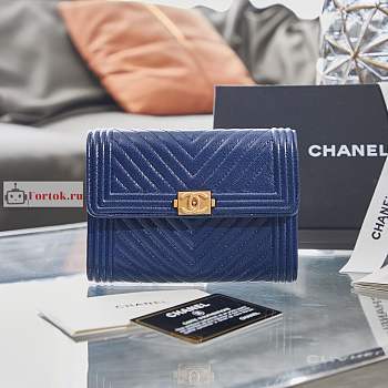 Chanel Boy Wallet Chevron In Grained Leather Blue A84385 10×15×3.5cm