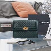 Chanel Boy Wallet Chevron In Grained Leather Forest Green A84385 10×15×3.5cm - 1