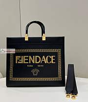 Fendi Medium Sunshine Fendace Printed Black Shopper 8BH386 35x31x17cm - 1