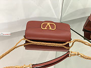 Valentino Loco Garavani Shoulder Bag In Leather Brown 27x13x6cm - 5