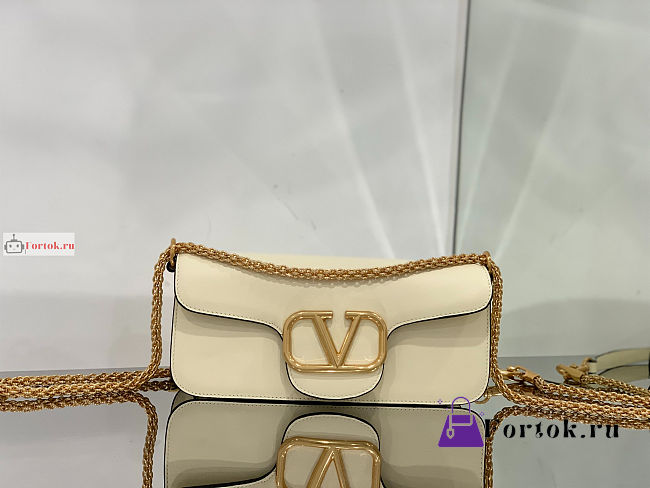 Valentino Loco Garavani Shoulder Bag In Leather White 27x13x6cm - 1