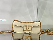 Valentino Loco Garavani Shoulder Bag In Leather White 27x13x6cm - 1