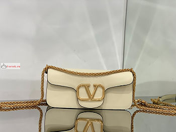 Valentino Loco Garavani Shoulder Bag In Leather White 27x13x6cm