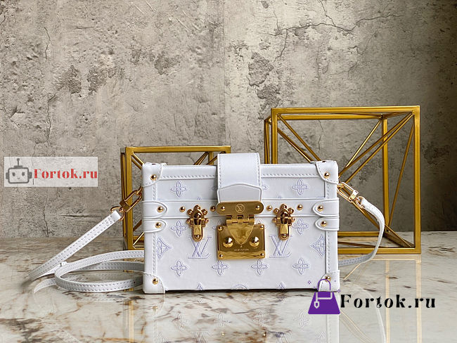 Louis Vuitton Petite Malle Monogram Motif White M20847 20x12.5x6cm - 1