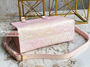Louis Vuitton Onthego PM Sprayed Pink M46168 25x19x11.5cm - 5