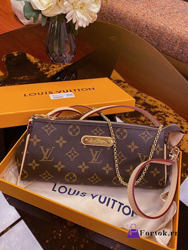 Louis Vuitton Monogram Eva Clutch 25cm - 1