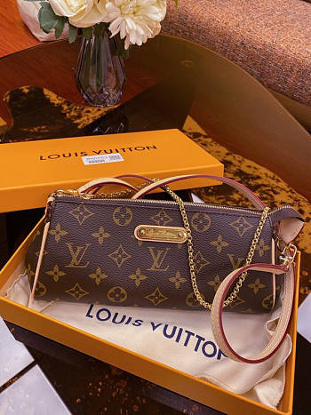 Louis Vuitton Monogram Eva Clutch 25cm