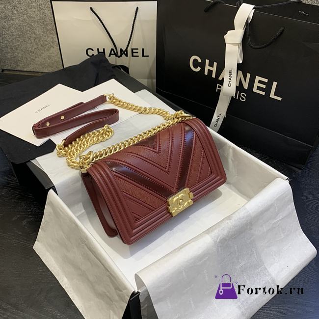 Chanel Medium Chevron Mix Leather Flap Boy Bag Red A67086 25x16x9cm - 1