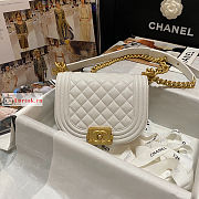 Chanel Small Boy Messenger Bag In Leather White AS3350 12.5×18×6cm - 1