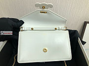 Celine Wallet On Chain Triomphe In Shiny Leather White 10J733 19x11x4cm  - 5