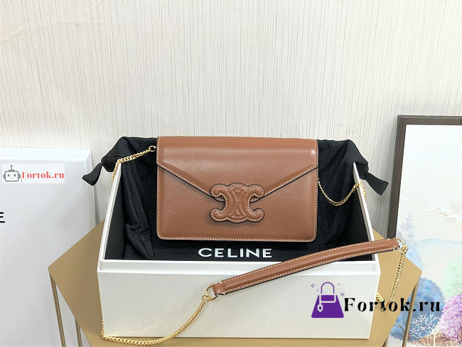 Celine Wallet On Chain Triomphe In Shiny Leather Tan 10J733 19x11x4cm  - 1