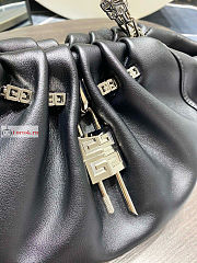 Givenchy Small Kenny Bag In Smooth Leather Black 32x22x17cm - 3