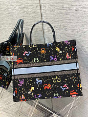 Dior Large Book Tote Zodiac Embroidery Black M1286 42x18.5x35cm - 4