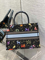 Dior Medium Book Tote Zodiac Embroidery Black M1296 36x27.5x16.5cm - 4