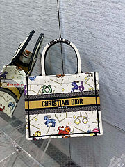 Dior Small Book Tote Zodiac Embroidery Latte M1265 26x22cm - 1