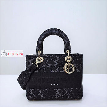 Dior Medium Lady D-Lite Natural Embroidery Black M0565 24x20x11cm