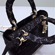 Dior Medium Lady D-Lite Natural Embroidery Black M0565 24x20x11cm - 4