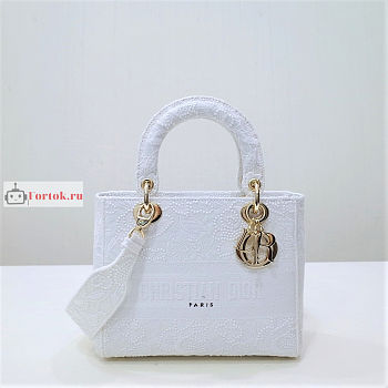 Dior Medium Lady D-Lite Natural Embroidery White M0565 24x20x11cm