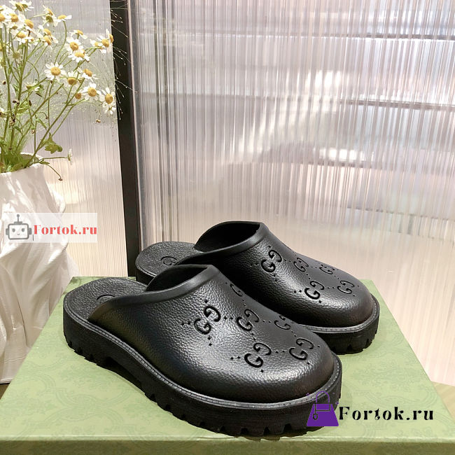 Gucci Men GG Slip On Sandals 655517  - 1