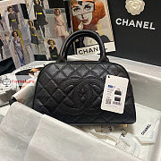 Chanel Bowling Bag In Grained Leather Black 25x14x9cm  - 1