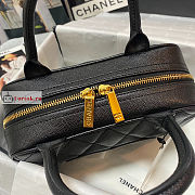 Chanel Bowling Bag In Grained Leather Black 25x14x9cm  - 6