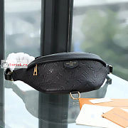 Louis Vuitton Bumbag Monogram Leather Black M44812 23x16x10cm - 1